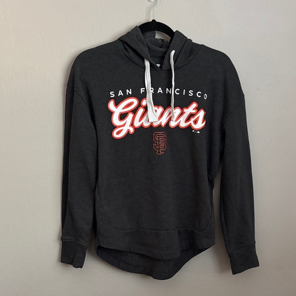 Fanatics San Francisco Giants Dark Gray Hoodie with White Accents size small - Picture 1 of 7